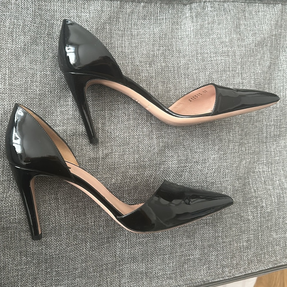 Giorgio Armani Black Patent Leather d'Orsay Pump 39